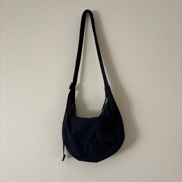 Baggu x collina strada black medium nylon crescent bag - Picture 3 of 4